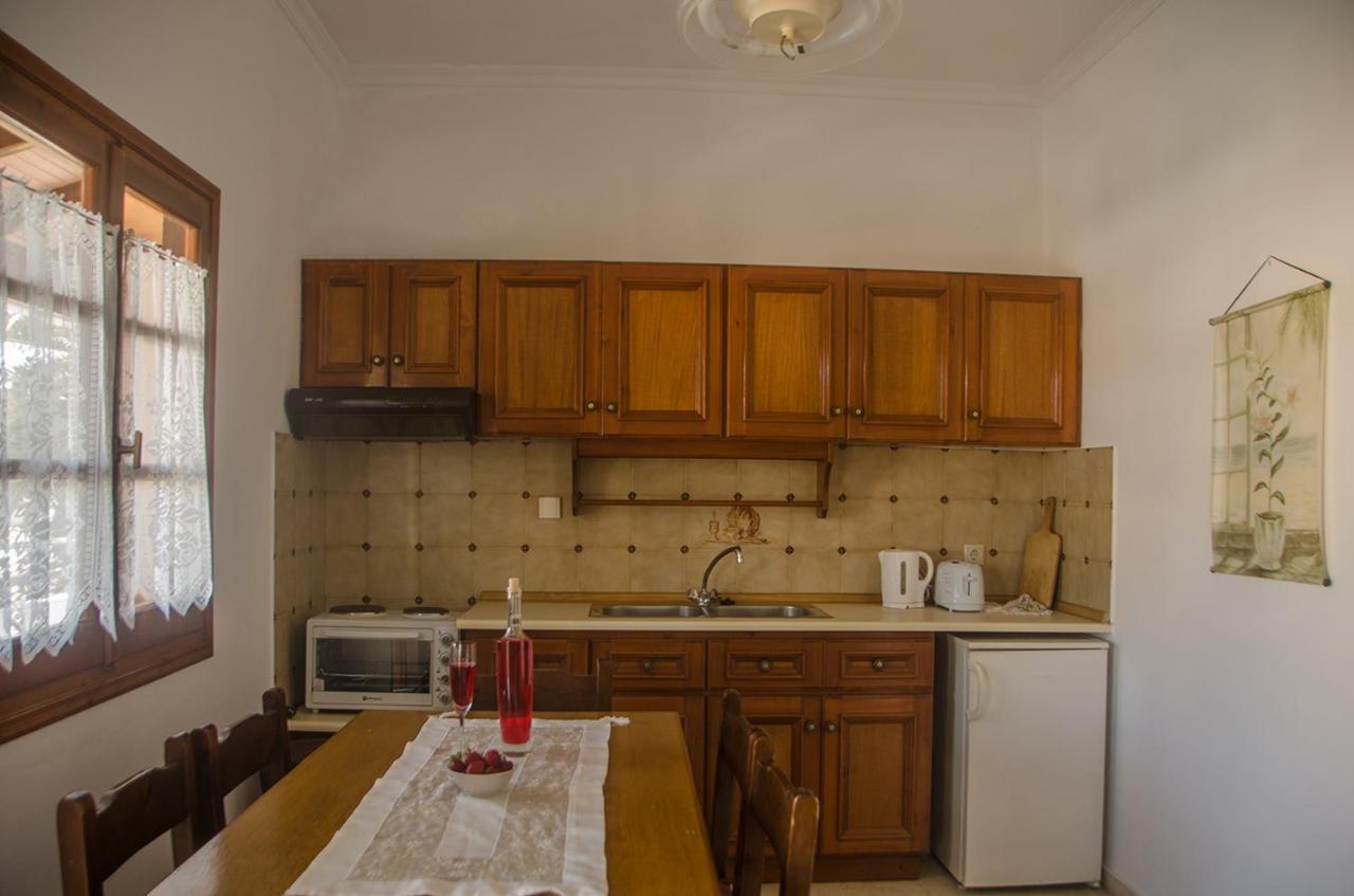 Takis Apartments シダリオン エクステリア 写真